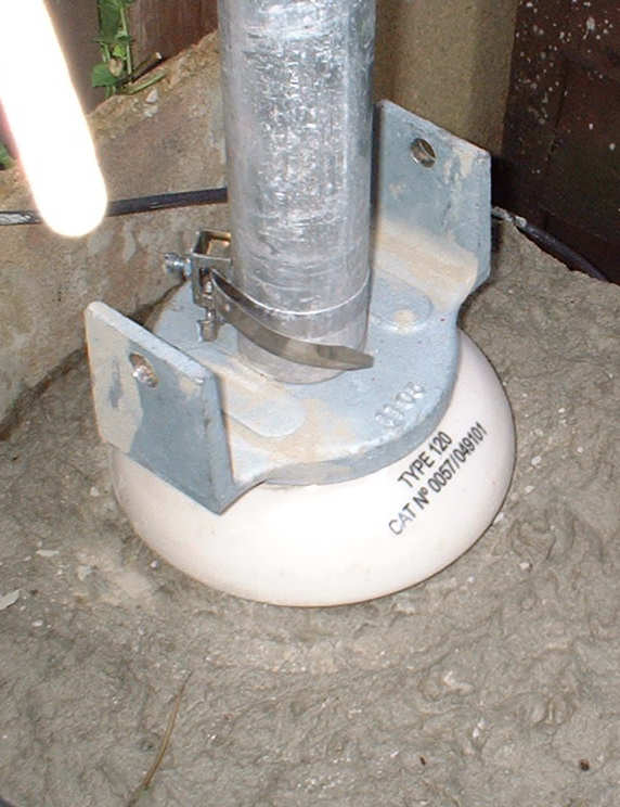 insulator-02